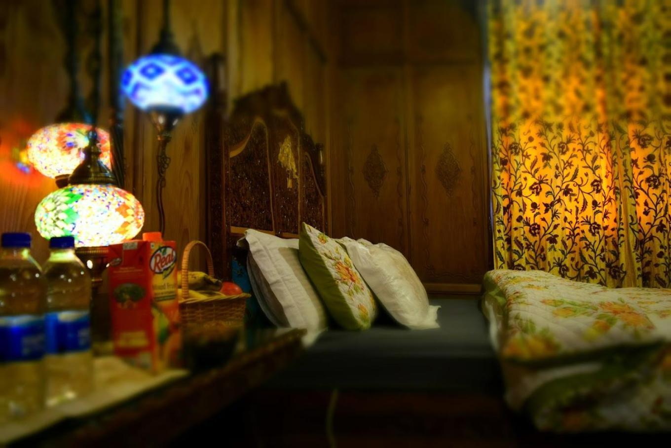 The Heritage Group Of Houseboats Srīnagar 外观 照片